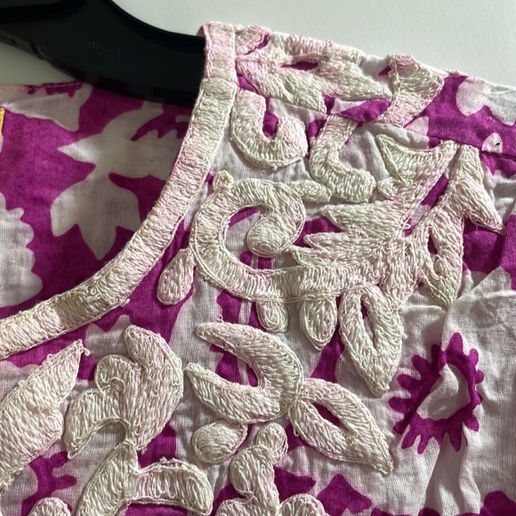 Embroidered top - Picture 3 of 3